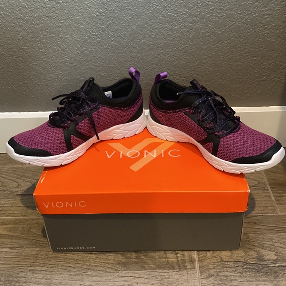 NIB - Cute purple athletic/walking shoes - size 5 - Picture 6 of 9